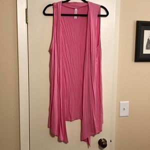 Zenana outfitters pink flyaway vest